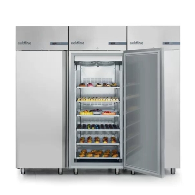 Холодильные шкафы