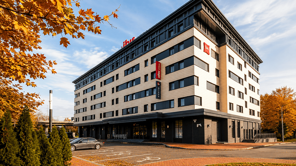 Сетевой отель Ibis Калининград