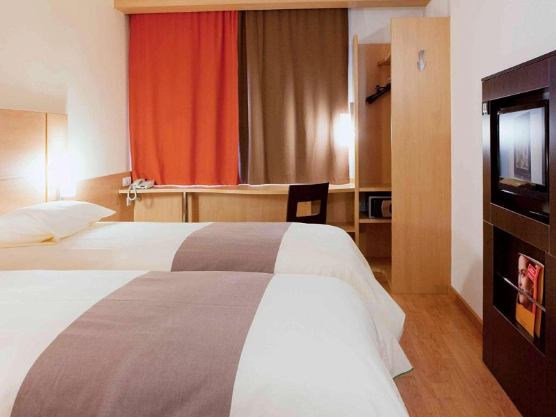 Сетевой отель Ibis Самара - фото 1