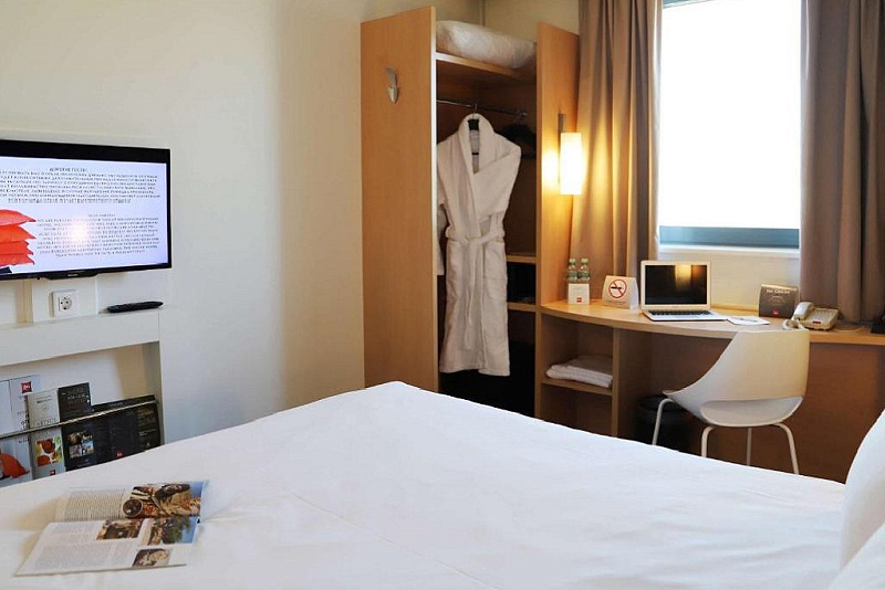 Сетевой отель Ibis Динамо, Москва - фото 1