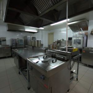 Комплексная поставка оборудования для профессиональной кухни ресторана, кафе и пиццерии. Ресторан «Viet Soul», Москва, ТЦ «Ханой-Москва». На фото кухня, оснащенная профессиональным оборудованием по проекту Profitex.