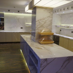 Кухонное оборудование для ресторана люкс класса. Отель Hilton 5*, ресторан «All Dining Restaurant», Киев. На фото кухня по индивидуальному проекту, оснащенная компанией Profitex.