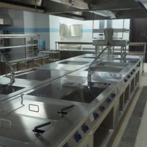 Тепловое оборудование Electrolux Professional для кухни ресторана и кафе. Отель Hilton 5*, ресторан «All Dining Restaurant», Киев. На фото тепловой технологический остров TermaLine Electrolux Professional.
