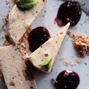 Проект кухни ресторана и бара под ключ от Profitex. Ресторан «Bake`n`Roll», Москва. На фото блюдо из меню ресторана.