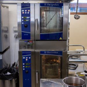 Профессиональное тепловое оборудование Electrolux для ресторана и кафе. Дизайн-отель СтандАрт 5*, Москва. На фото башенная установка пароконвектоматов Electrolux на 10 и 6 уровней.