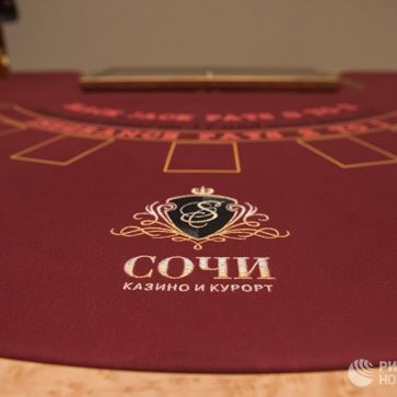 Проект оборудования ресторана и бара с нуля. Казино «Sochi Casino & Resort», Сочи. На фото игральный стол зала казино.