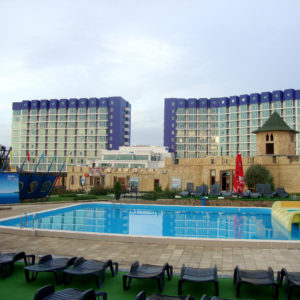 Прачечное оборудование для гостиниц, санаториев и отелей. SPA-Отель «Аквамарин» 5*, Севастополь. На фото здание отеля.