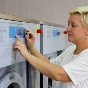 Прачечное оборудование Electrolux. Коммерческая прачечная, Симферополь. На фото высокоскоростные стиральные машины Electrolux W4300H.