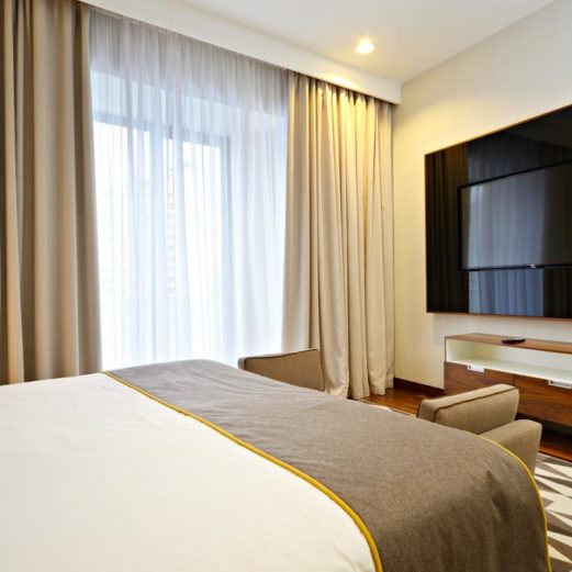 Профессиональный текстиль для гостиниц и отелей от Profitex. Отель «Holiday Inn Seligerskaya» 4*, Москва. На фото номер из номерного фонда отеля.