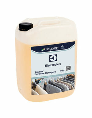 МОЮЩЕЕ-СРЕДСТВО-ДЛЯ-АКВАЧИСТКИ-W01- LAGOON-SENSITIVE-DETERGENT-ELECTROLUX-363x467-1