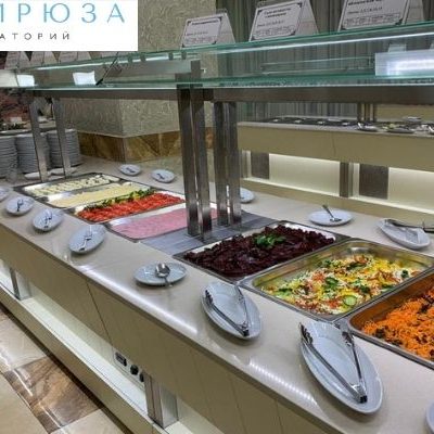 Линия самообслуживания для гостиницы, отеля, санатория. Санаторий “Бирюза”, Сочи. На фото шведская линия ТМ "Refettorio".